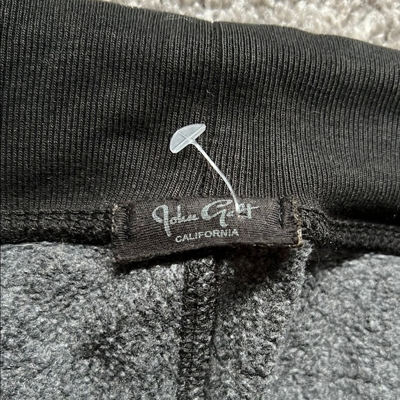 Brandy Melville Black Sweat Pants - Picture 2 of 8